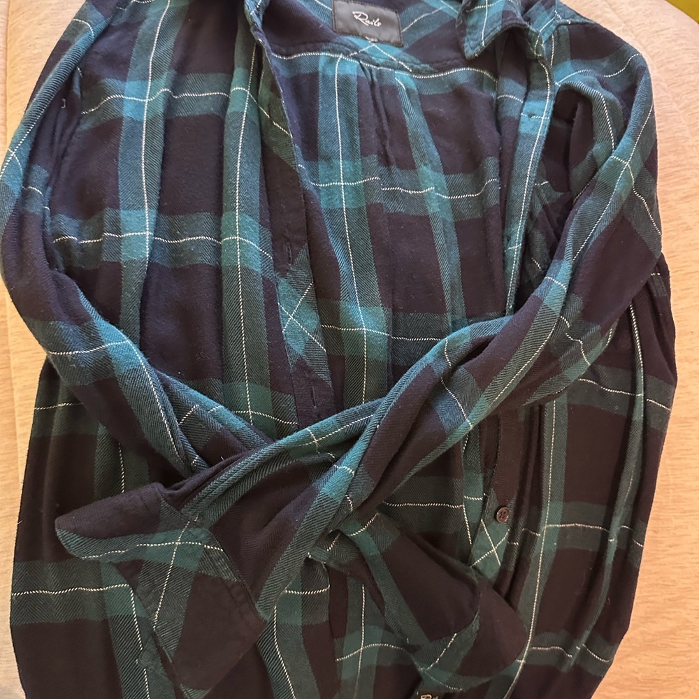 Plaid Button-Up Shirt rails small